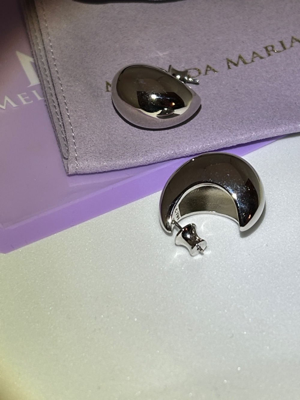 Melinda Maria She’s So Smooth Teardrop Hoops, NWT, silvertone - Picture 3 of 4